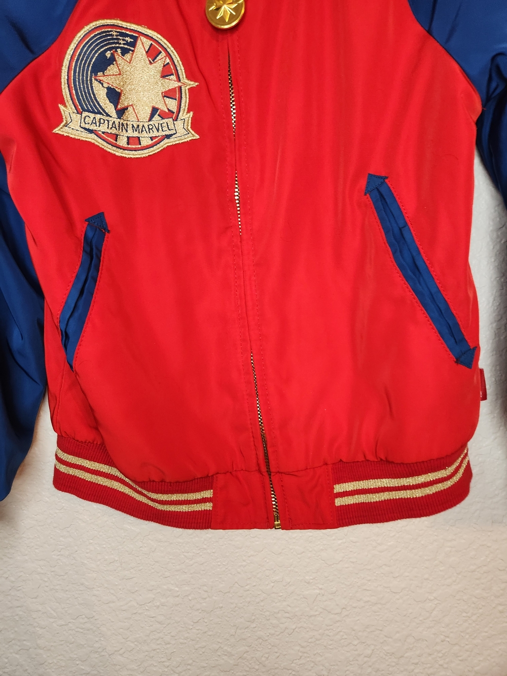 Captain Marvel Disney Comics Jacket Girls Full Zip Logo Red Blue Y2k size 5 6 - Picture 3 of 16
